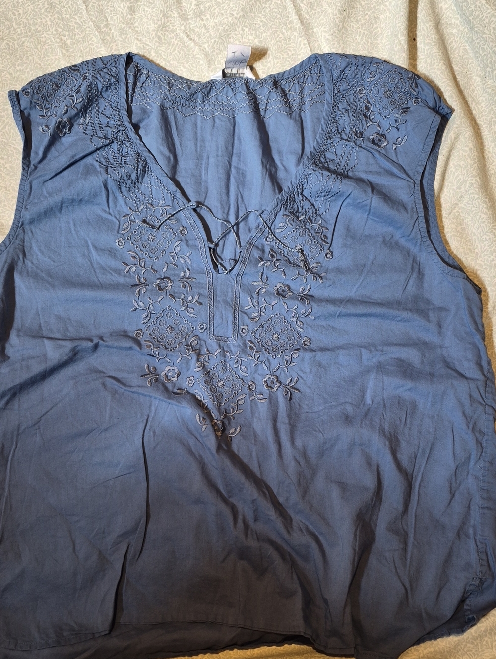 ALFRED SUNG Blue Embroidered V-Neck Tunic Top
